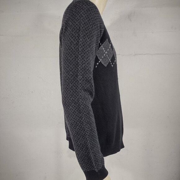 Transcript black gray embroidered argyle 100% Cashmere V-Neck sweater Medium - Picture 5 of 10